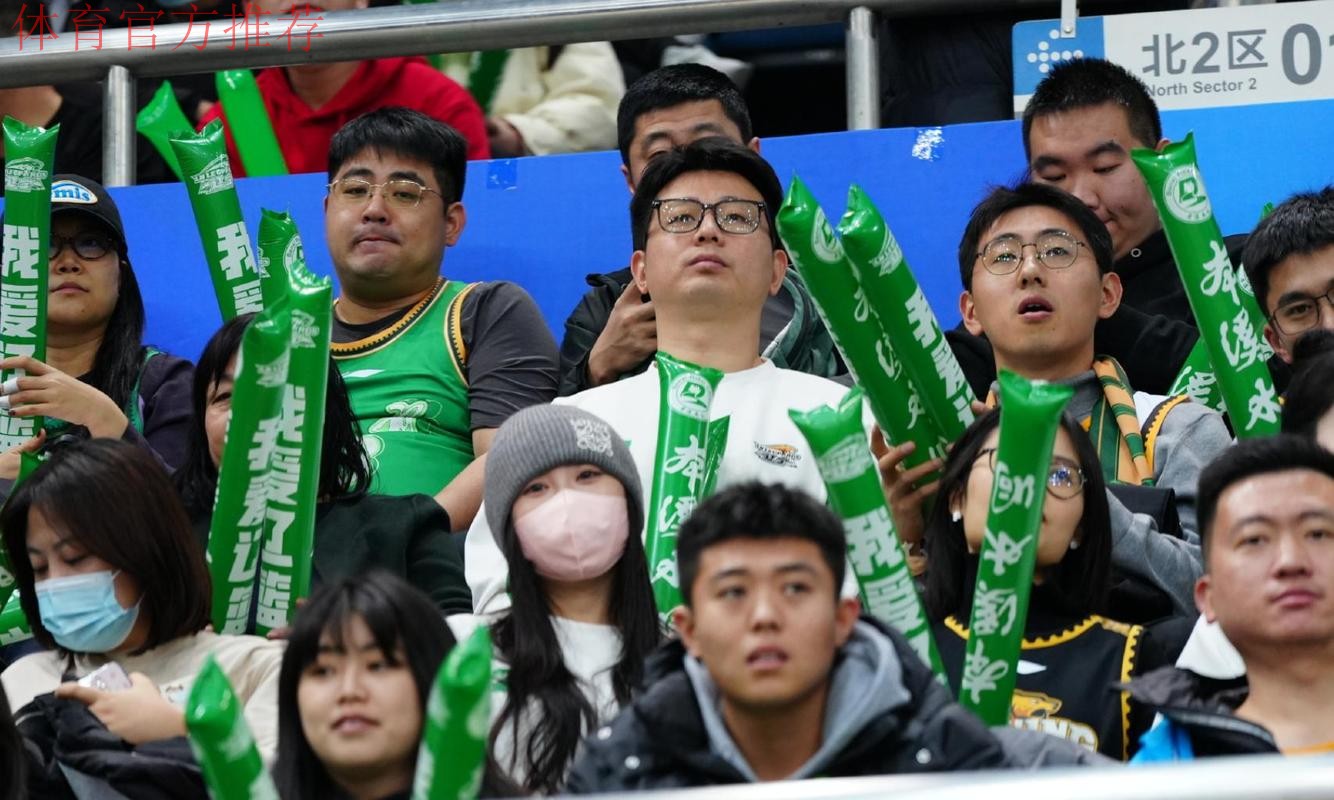 胜广厦发布会！谦逊回应赢球，直指斗志弥补不足，亲承示爱球迷！